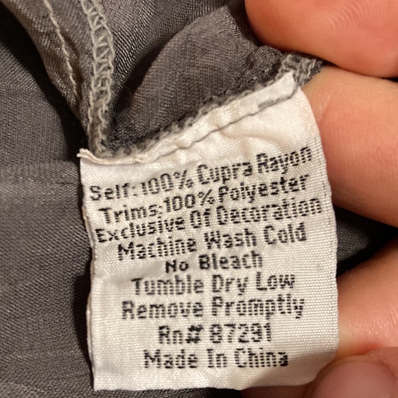 Johnny Was beautiful tunic. Incredible embroidery and details. - Picture 11 of 11